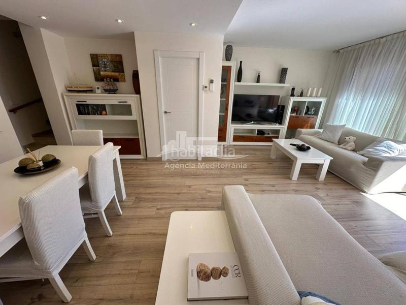 Foto 26e77105-2483-4307-9f10-bcddd045ada4. Casa adossada amb calefacció aparcament piscina a Sant Feliu de Guíxols