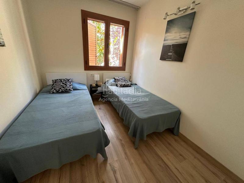 Foto 48a166a4-2445-46df-87fd-5330038f5616. Casa adossada amb calefacció aparcament piscina a Sant Feliu de Guíxols