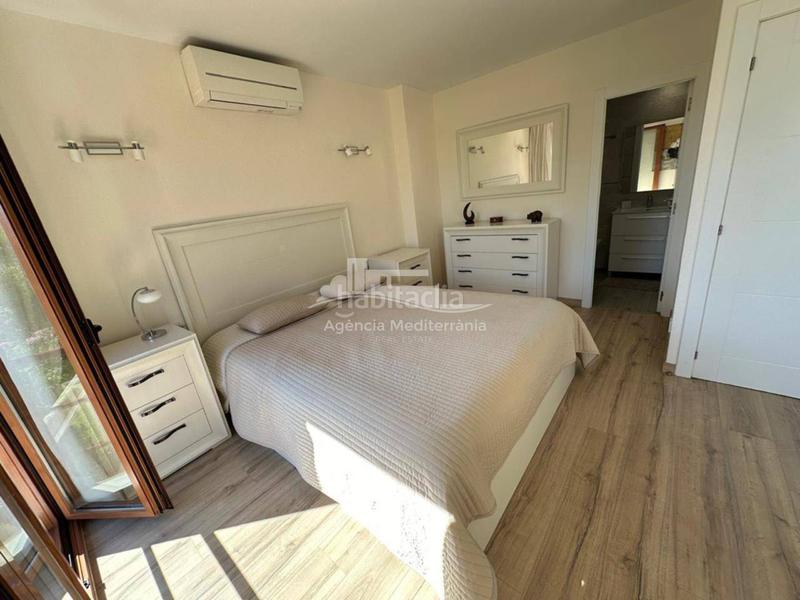 Foto 5d9ec014-b87f-445c-95af-6aebe07e409a. Casa adossada amb calefacció aparcament piscina a Sant Feliu de Guíxols