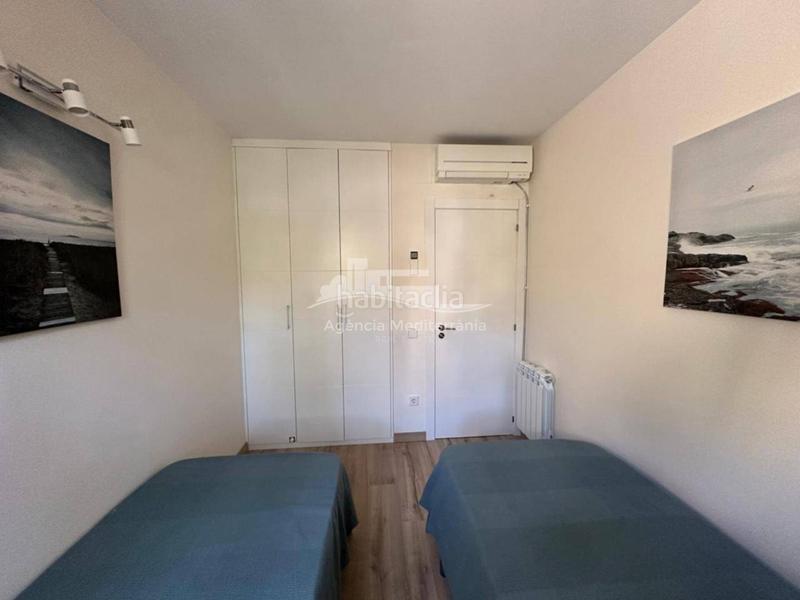 Foto bb825593-da8c-4d5e-bf00-015835c3cfc4. Casa adossada amb calefacció aparcament piscina a Sant Feliu de Guíxols