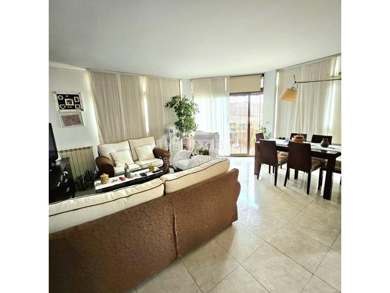 Foto 2b88dcf2-8e48-4153-a690-15bf599a1d49. Dúplex amb calefacció aparcament piscina a Avinguda Catalunya Palamós