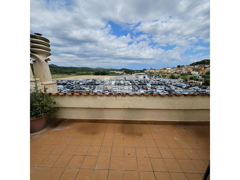 Foto 77a3cf87-64c0-4669-90c6-258904bb4625. Dúplex amb calefacció aparcament piscina a Avinguda Catalunya Palamós