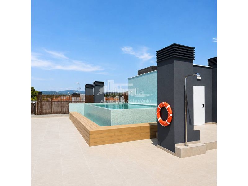 Foto aa915fa8-ffaf-4e77-8bcf-8faf10674647. Penthouse with heating parking pool in Avinguda Catalunya Palamós