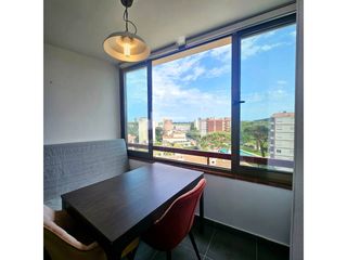 Appartamento in Calle queralbs 22-24. Apartamento soleado con vistas al mar a 10 minutos de la playa