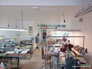Lloguer Local Comercial a Pinar del Rey. Amplio local en hortaleza