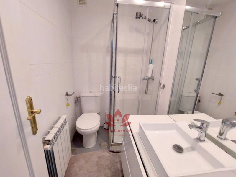 Foto 00d2ddcd-a2c5-432b-acf7-a0824305c793. Pis amb aparcament a Pinar del Rey Madrid