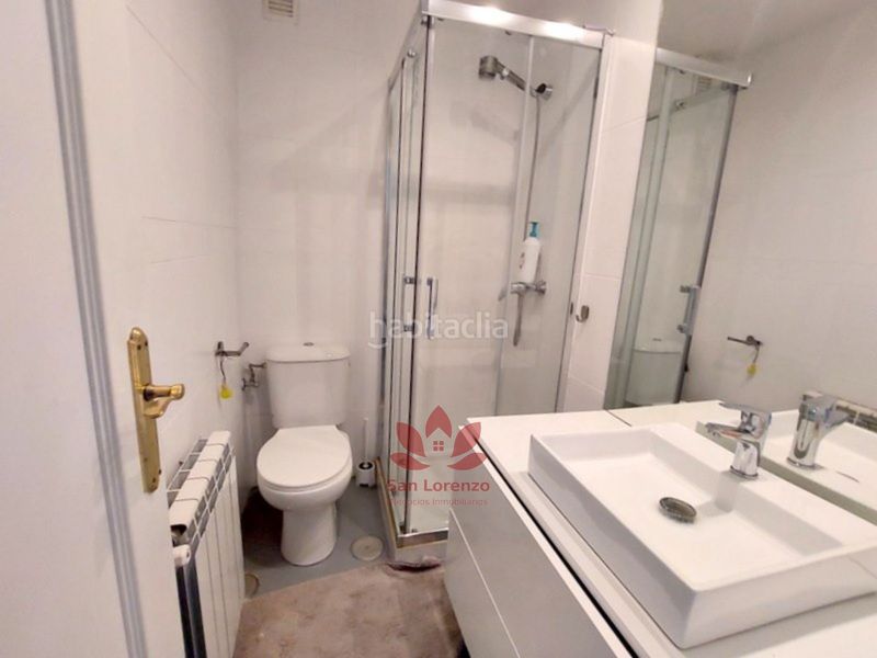 Foto 6cfeb13a-ed8b-4672-9a30-006998bd84d8. Pis amb aparcament a Pinar del Rey Madrid