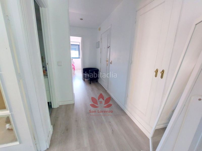 Foto 6f3cff86-a293-40e1-8153-565fa6d00486. Pis amb aparcament a Pinar del Rey Madrid