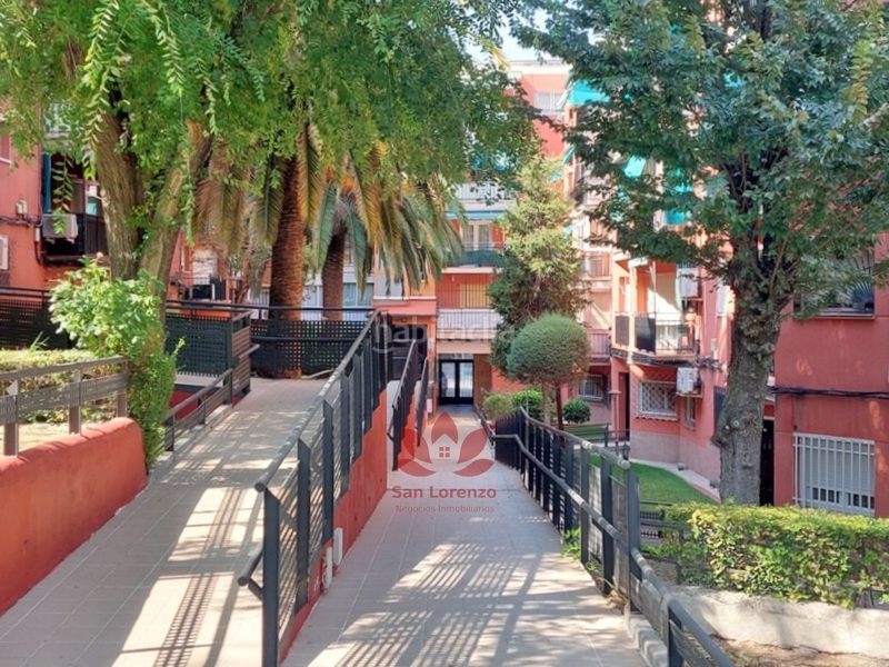 Foto da6de34a-d5da-4114-a890-d5d89a3d0f49. Pis a Canillas Madrid