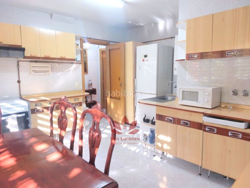 Foto cc2e5879-c748-4697-9742-b68792c3a6f0. Etagenwohnung in Apóstol Santiago Madrid