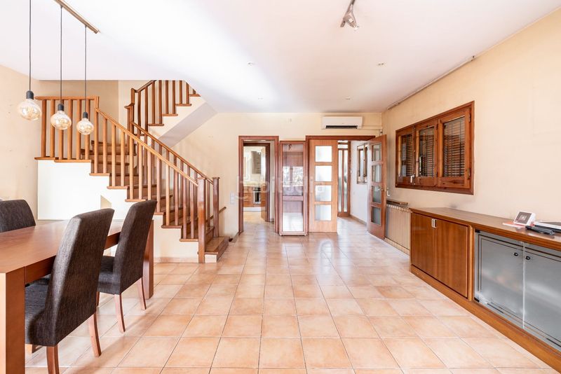 Foto 1e56c6e4-ffae-47bb-83df-eee20a79b6dc. Casa adossada amb calefacció a Banyeres Premià de Mar