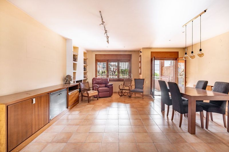 Foto 746cd7e8-8d06-434d-a0eb-750fab0c2bde. Casa adossada amb calefacció a Banyeres Premià de Mar