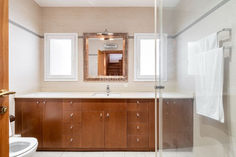 Foto 8d9afcd7-4664-48e6-84ec-940c9dce0d00. Casa adossada amb calefacció a Banyeres Premià de Mar