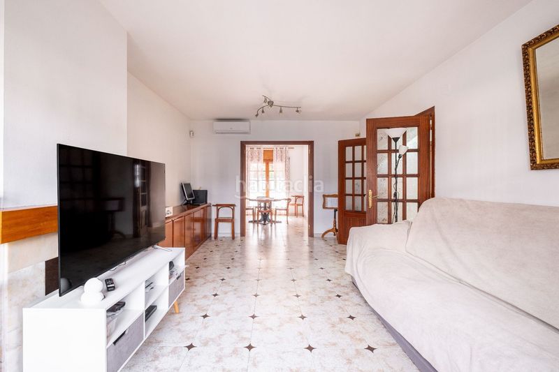 Foto 075c3f5a-668f-4ba1-9229-4e32ad43a097. Casa adossada amb calefacció a Sector Est Premià de Mar
