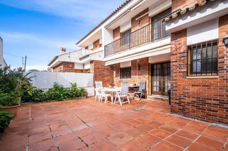 695.000 € — Casa adosada en Sector Est