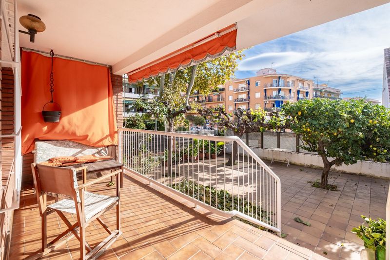 Foto e0789c74-ff3b-4789-aec3-1008364c3f9c. Casa adossada amb calefacció a Banyeres Premià de Mar