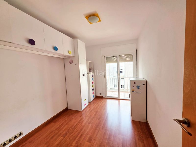 Foto f44e8e06-2578-4933-a3ef-6d4b31e817a6. Pis amb calefacció a Centre-Nucli Antic Premià de Mar