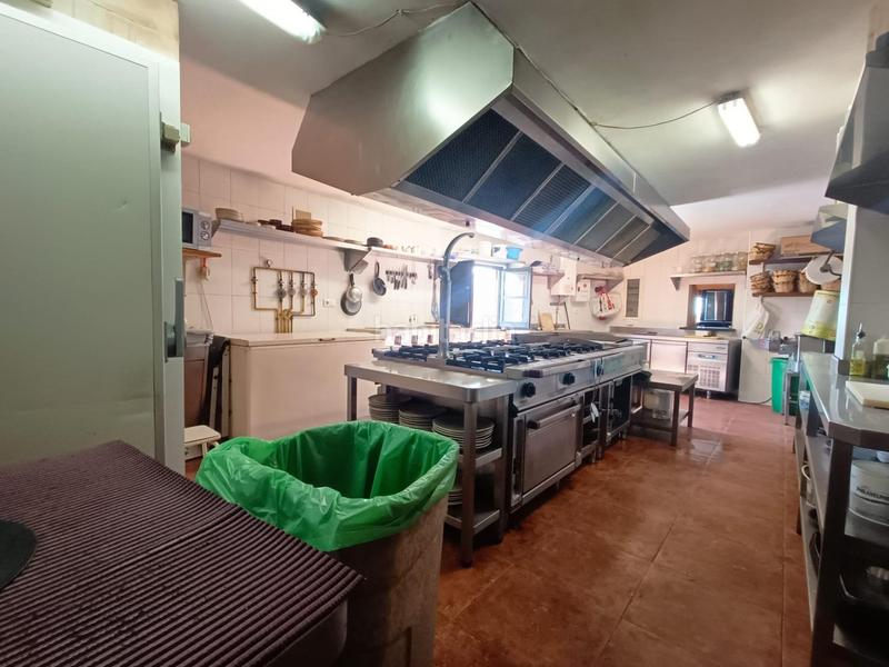 Foto 01b02d58-9eed-404f-9b8d-8ec250a30634. Geschäftsraum in Valdefresno