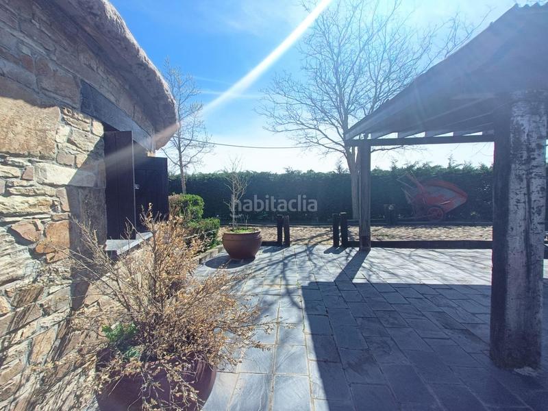 Foto 352ff72f-1666-499b-bc6a-dae5454ac296. Geschäftsraum in Valdefresno