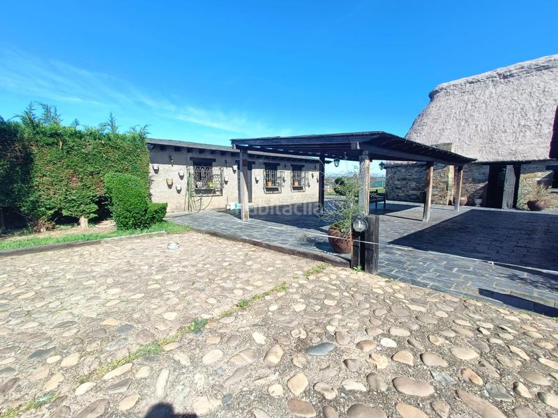 Foto 800fc540-5a82-4935-bff0-94d4ddc088ac. Geschäftsraum in Valdefresno