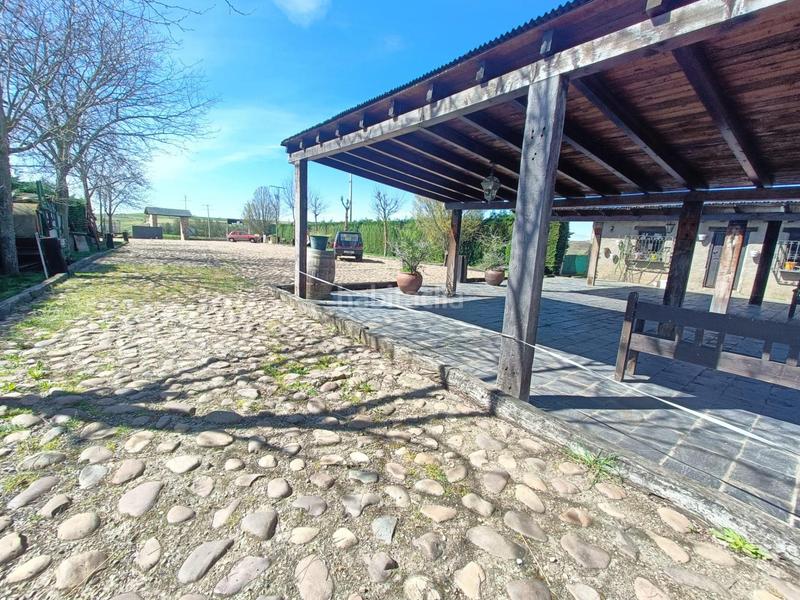 Foto acfe6394-edea-4e79-9f0f-9aaee49312d3. Geschäftsraum in Valdefresno