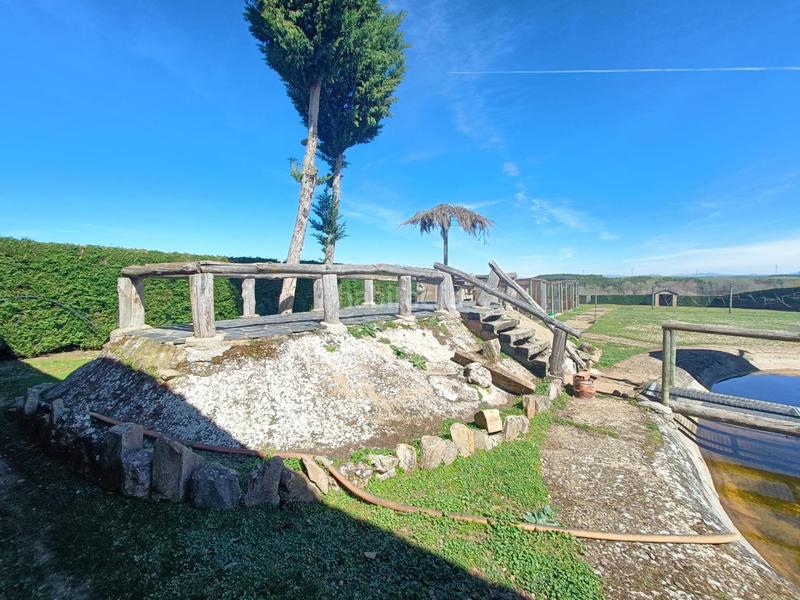 Foto e5ae444b-e9e6-49de-bad7-21436785573f. Geschäftsraum in Valdefresno