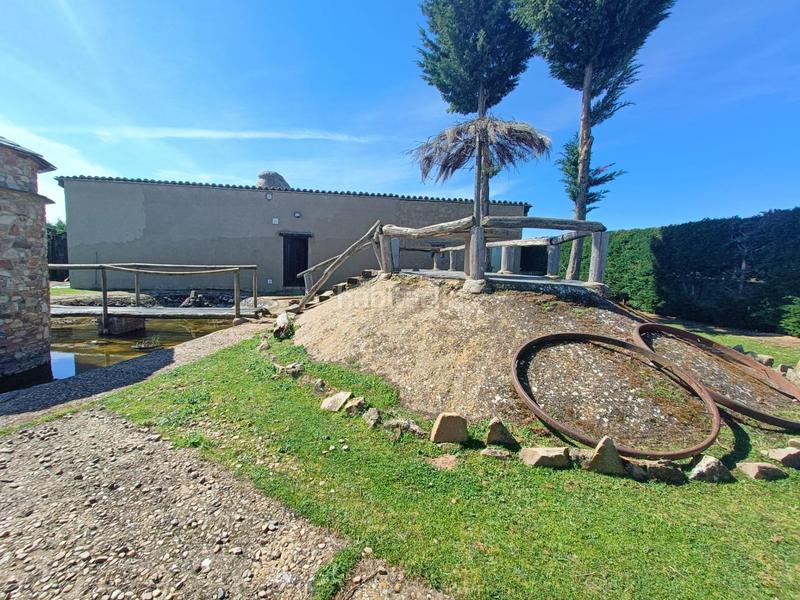 Foto e9cae333-e609-4f1e-8310-72cf8380c1a7. Geschäftsraum in Valdefresno