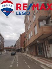 Pis a Trobajo del camino. Piso 3.dormit. con terrazapatio 80 m2. en trobajo del camino