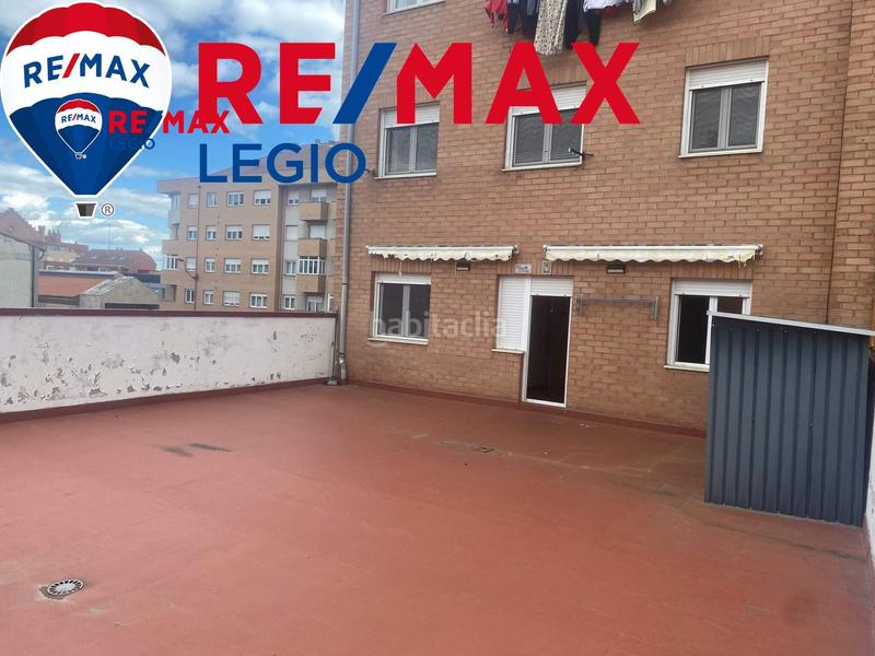 Foto e065be80-4e1a-45c0-988c-a045757481be. Appartement avec chauffage parking dans Trobajo del camino