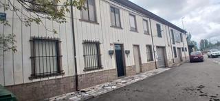 Terrain résidentiel à Calle puente-az 5. Casa en venta en azadino