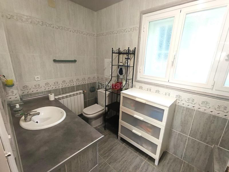 Foto 0be9beac-8bc5-4d30-95df-b98d39baf6d4. Chalet en calle cerrillo 3 vive en santa maria de la alameda estación en Santa María de la Alameda