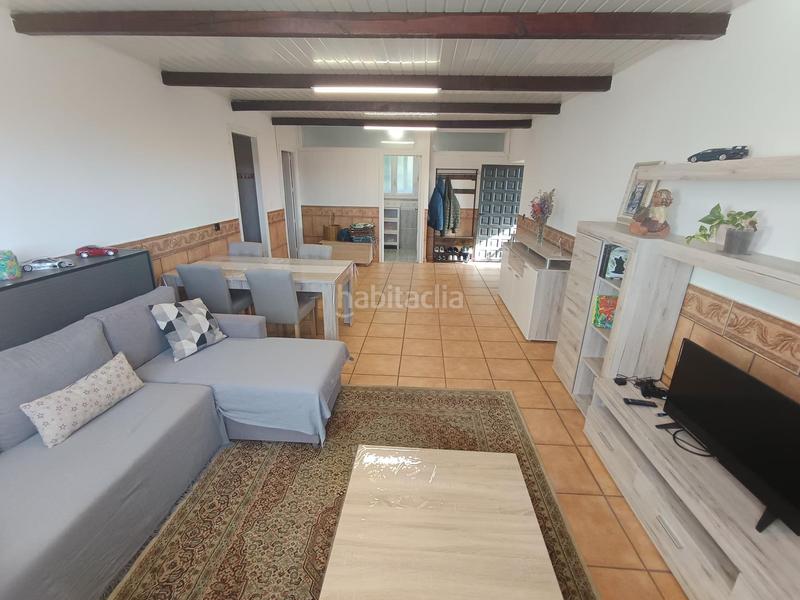 Foto 2ead6319-28aa-4470-ad13-22681355c69d. Chalet en calle cerrillo 3 vive en santa maria de la alameda estación en Santa María de la Alameda