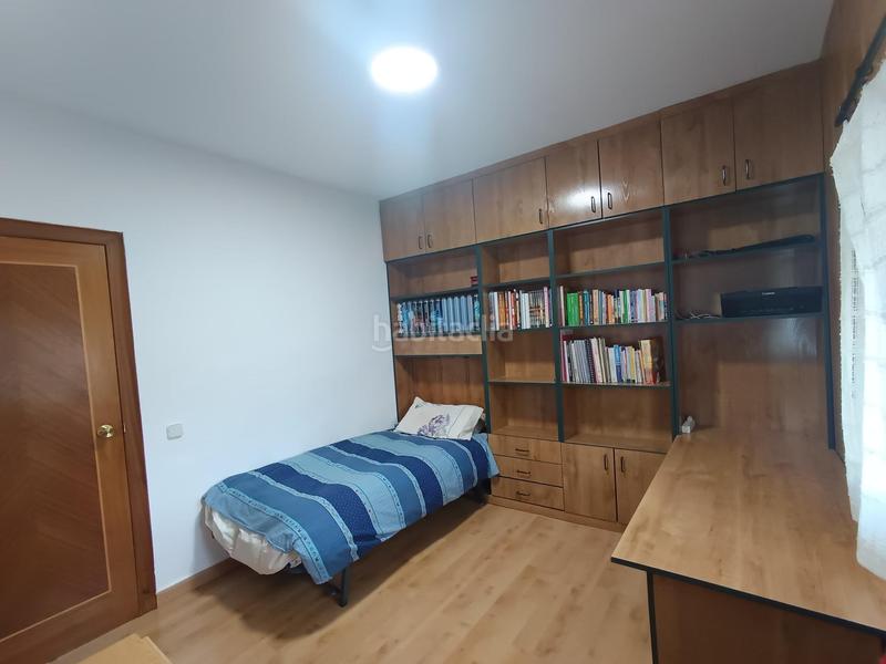 Foto 4bac1516-80ce-444e-a712-2cbff65de705. Chalet en calle cerrillo 3 vive en santa maria de la alameda estación en Santa María de la Alameda