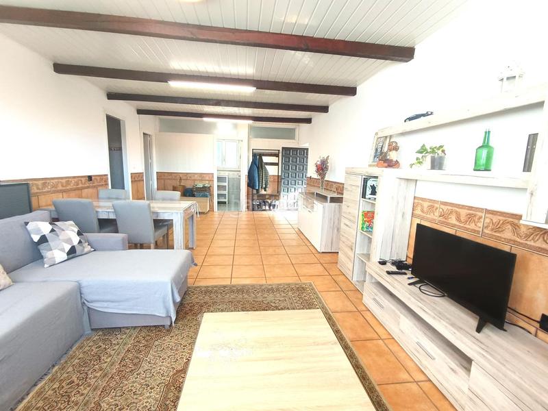 Foto 79830b6d-a61c-4711-bd41-d3957e3f2150. Chalet en calle cerrillo 3 vive en santa maria de la alameda estación en Santa María de la Alameda