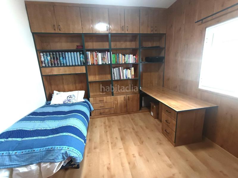 Foto d888f430-bf88-4ff9-8193-d5ff409110ab. Chalet en calle cerrillo 3 vive en santa maria de la alameda estación en Santa María de la Alameda