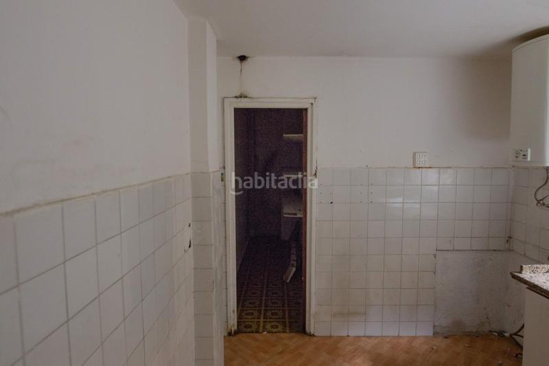 Foto f3eb6945-c4ef-4c62-b2d4-a79b58bb546a. Piso  para reformar en la chantría en La Lastra León