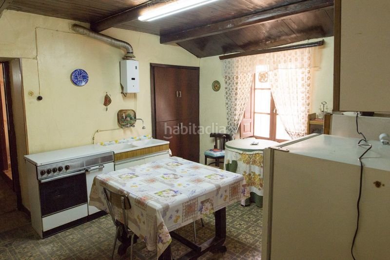 Foto 803678f6-08d9-45dc-ba2f-004a8f750dee. Casa amb calefacció aparcament a Gordoncillo