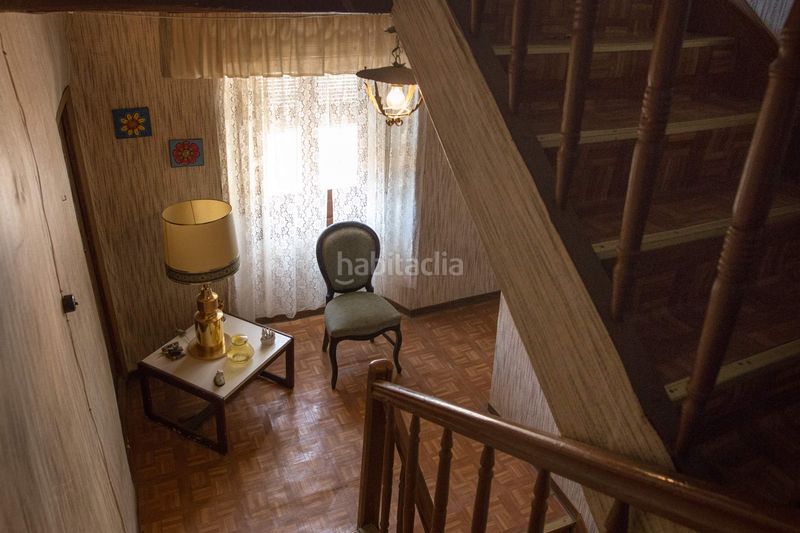 Foto b99687ad-b7e9-43f2-8bab-51c8bea7a754. Casa amb calefacció aparcament a Gordoncillo