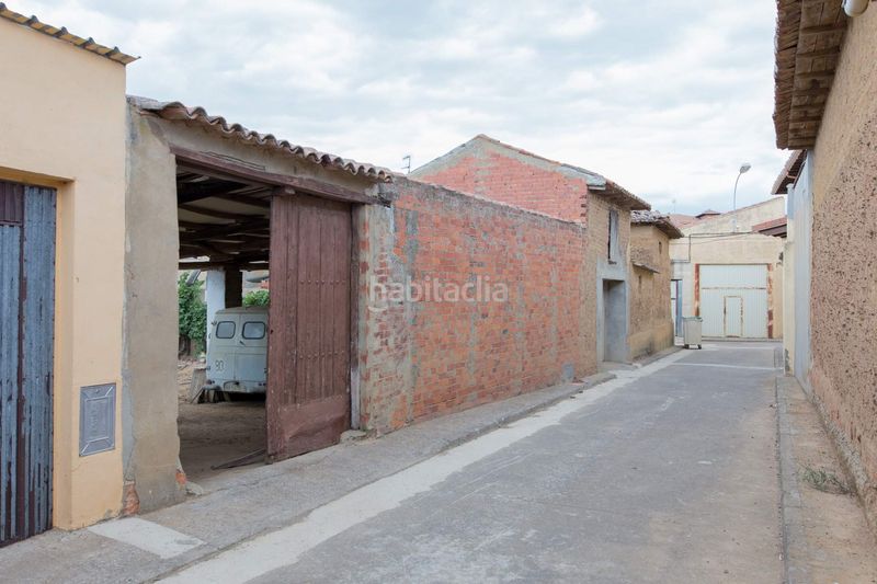 Foto c729e347-0ef1-4605-849a-cc2c99cdfb58. Casa amb calefacció aparcament a Gordoncillo