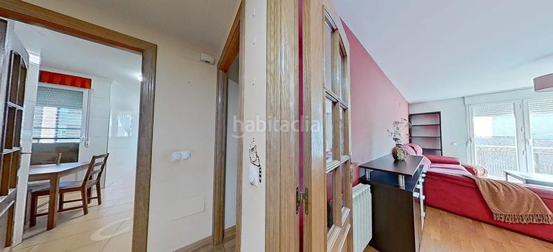 Foto ee205926-b9a4-4b4f-9f3e-51ad16862126. Pis a calle pablo de azcarate y florez 1 a El Soto León