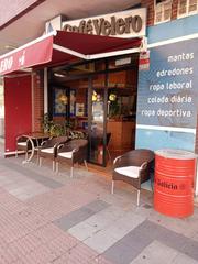 Lloguer Local Comercial a Avenida de mariano andrés 97 local. Se traspasa bar con rentabilidad demostrada