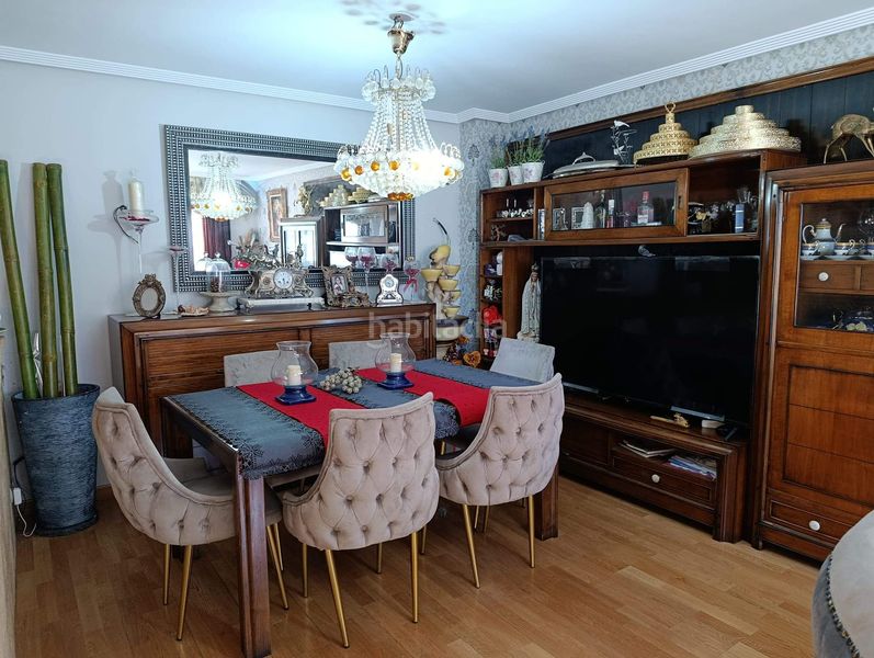 Foto a30fb5f6-f1ad-4032-9220-1e89238406c3. Casa adossada amb aparcament a Valverde de la Virgen