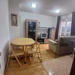 Miete Appartement  Calle de la industria. Apartamento en san andrés del rabanedo.