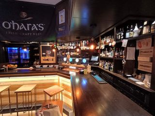 Rent Business premise in Calle cascaleria 12. Pub en el barrio humedo