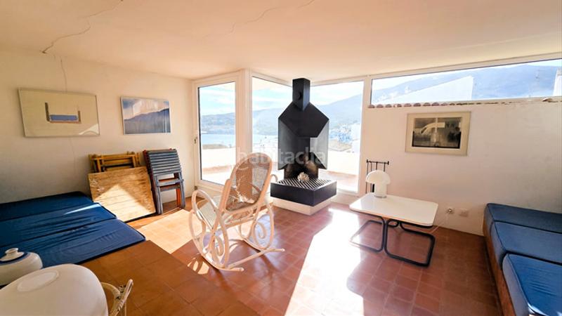 Foto b10677ed-219f-4de9-b3cf-e404f04c9f51. Casa con camino in Cadaqués