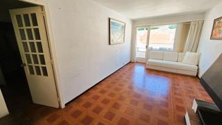 Apartament a Cadaqués. Apartamento de 3 habitaciones con balcón