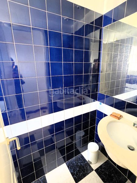 Foto 675ea112-ce52-4706-88d0-d6f25c88896c. Casa adossada amb xemeneia calefacció aparcament a Cadaqués