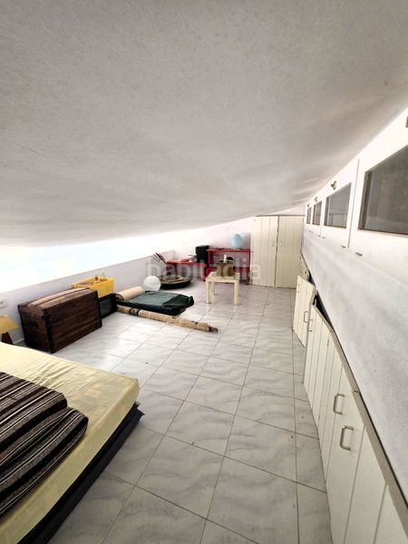 Foto c91ce838-8395-4893-8370-a7c3cccd3d45. Casa adossada amb xemeneia calefacció aparcament a Cadaqués