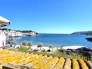 Duplex in Cadaqués. Apartament a primera linia de mar