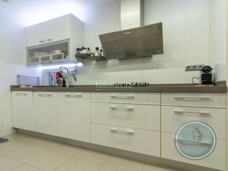 Foto ca8a269b-8e1d-4442-a44a-a119c446c576. Appartamento con parcheggio in Sector V Elche / Elx